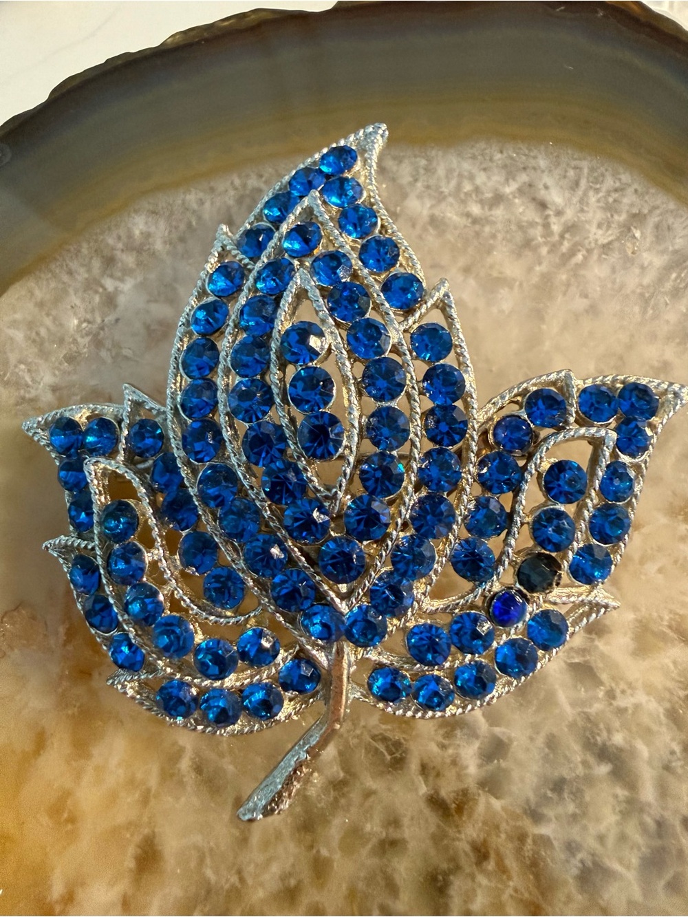 Vintage Weiss Blue rhinestone Leaf Brooch  2.5” x 3